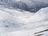 03 I 2 rifugi nella Val Carisole visti dal Montebello